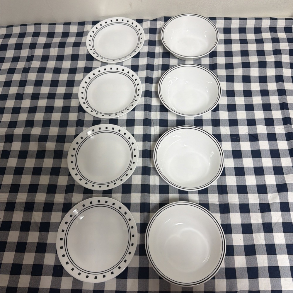 8pc Vtg CORELLE Vitrelle City , 4 Bread Plates 4 Bowls EUC